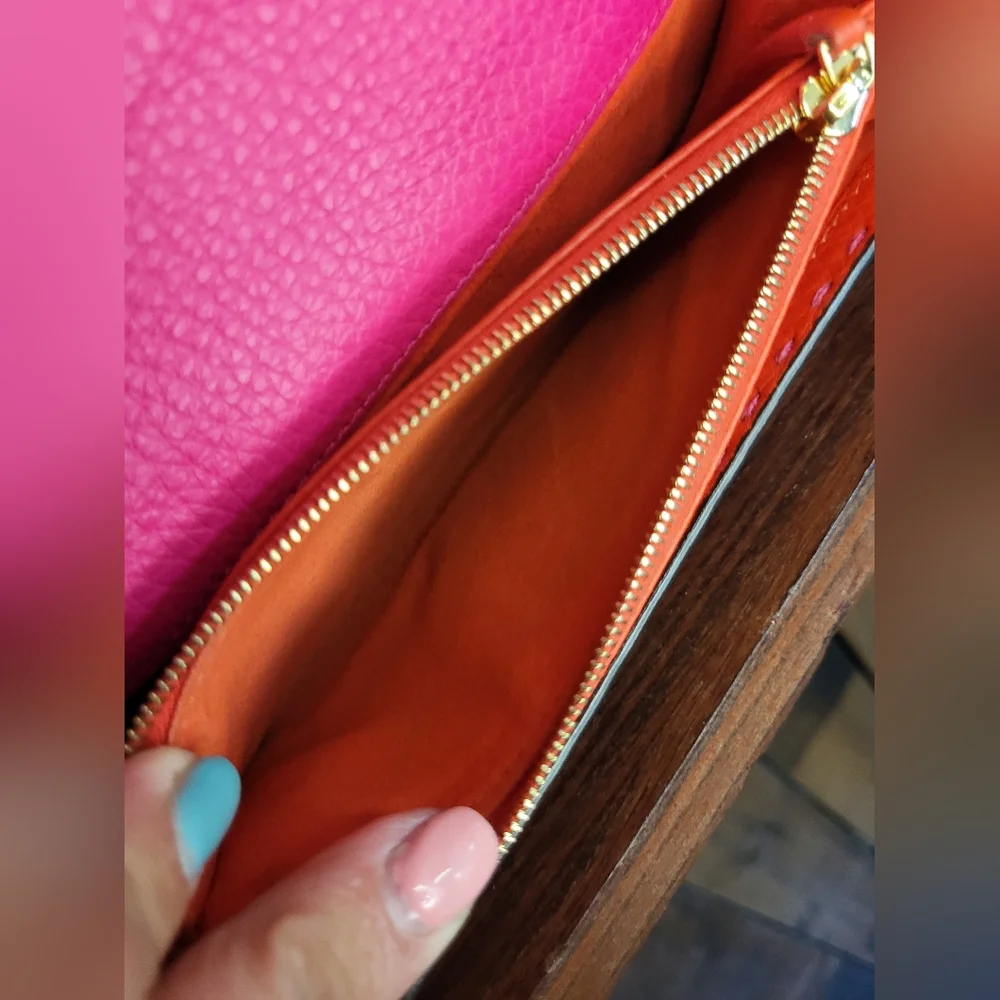 Fendi Peekaboo Selleria Pink Wallet - Picture 12 of 15